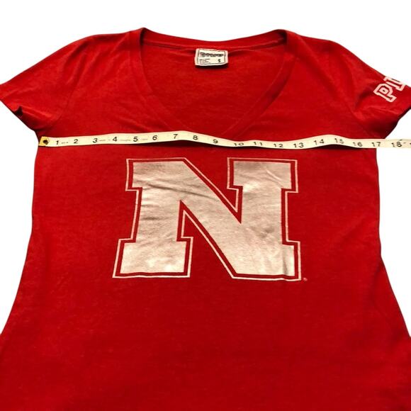 Pink VS Collegiate Collegiate Red V-neck top Silver Letter Woman Size Small - Picture 5 of 6